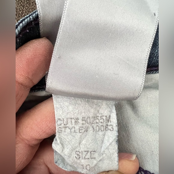 NYDJ Marilyn Straight Jeans DARK WASH distressed naturally SZ 10 EUC - Picture 13 of 13